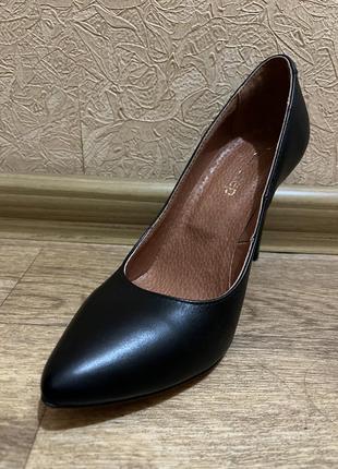 Женские туфли