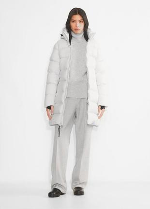 Зимовий пуховик aritzia the supersnug puff mid