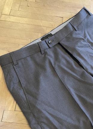 Чоловічі брюки класичні hiltl