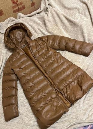 Продам курточку moncler