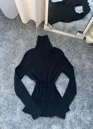 Светр в рубчик