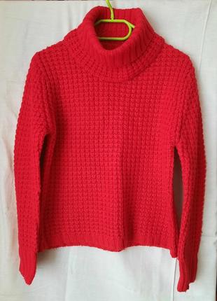 Свитер красный