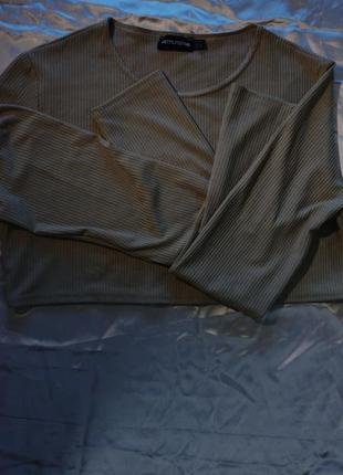 Кроп-топ с длинными рукавами в рубчик, размер 44, бренд prettylittlething, секонд-хенд