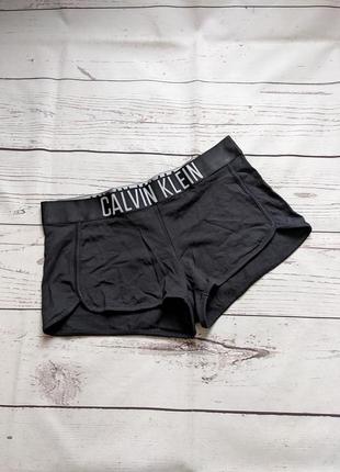 Черные короткие шорты от calvin front klein
