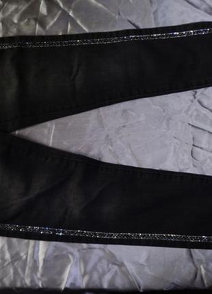 "джинсы скинни от zara kids – стильный выбор для подростков!"