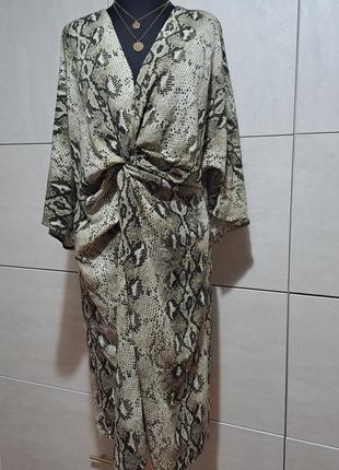 Роскошное платье миди трендовый принт рептилия оверсайз