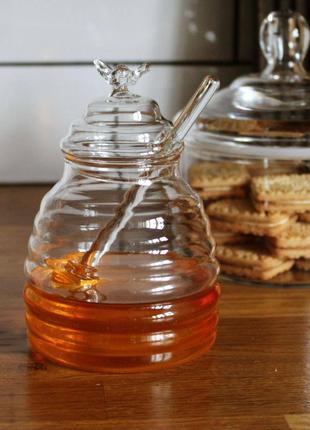 Стеклянные емкости для меда