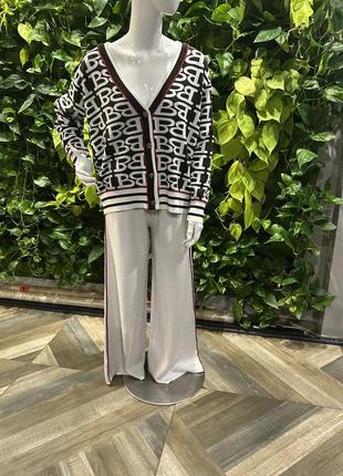 Распродажа! итальянский костюм