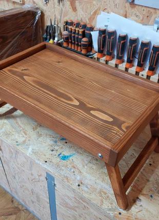 Столик для завтрака, поднос