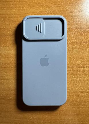 Нежно голубой чехол на iphone 12