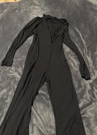 Дуже красивий комбінезон 🖤