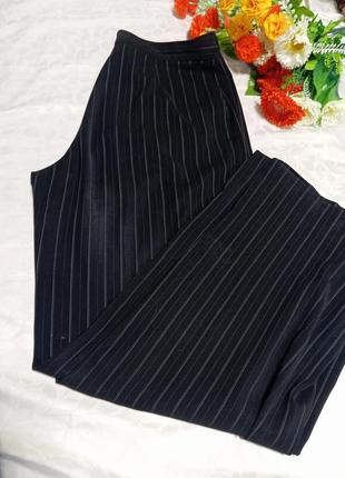 Класичні гарні, широкі ,жіночі штани