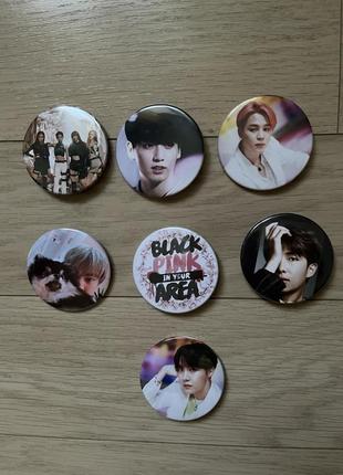 Значки bts и blackpink