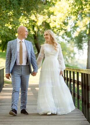 Весільна сукня