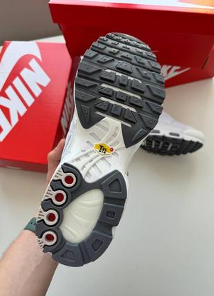 Кроссовки nike air max plus tn white 8