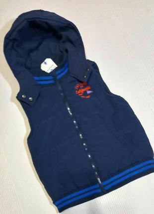 Теплая жилетка безрукавка crafted на флисе 7-8 р.