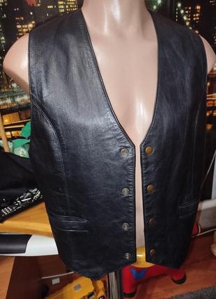 Безрукавка-жилетка