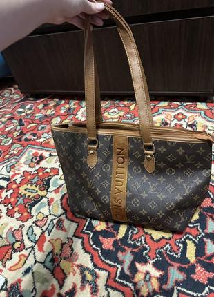 Сумка  louis vuitton