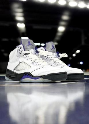 Will Smith Unboxes And Jump Tests The Jordan 5 “Fresh Prince” 
• white black violet •