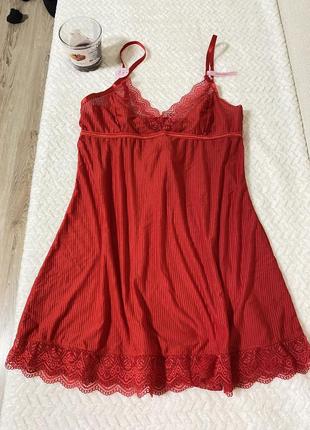 Эротичный пеньюар с трусиками victoria's secret