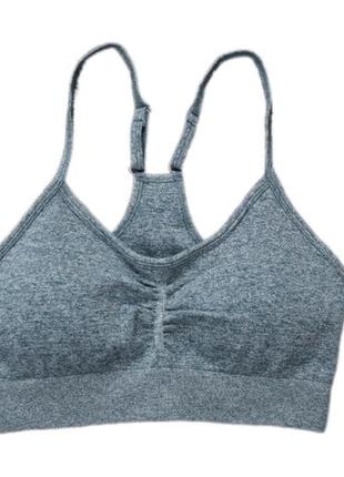 Спортивный топ