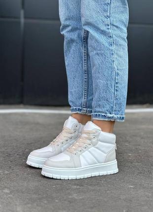 Кросівки жіночі зимові екошкіра