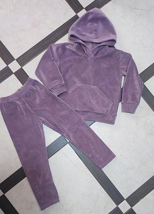 Велюровый костюм для девочки р.98-104