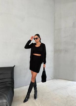 Вязаный костюм -тройка