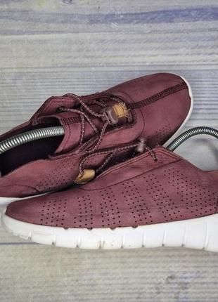 Кроссовки clarks