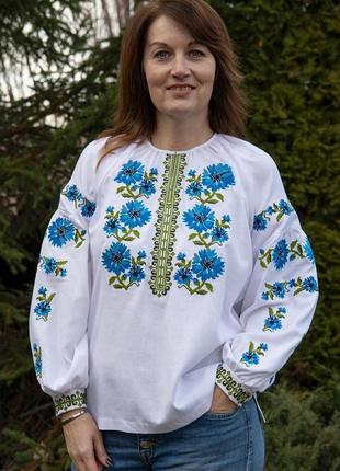 Жіноча лляна вишиванка