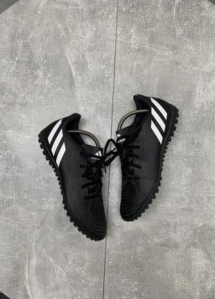 Футбольные футзалки adidas predator бампы