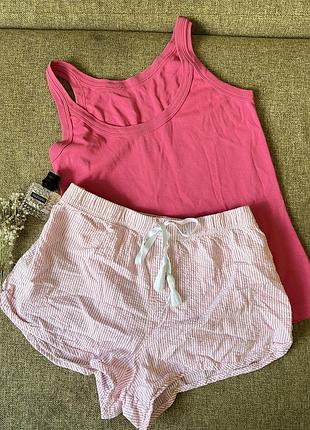 Розовая пижама в полоску шорты + майка calvin klein
