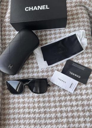 Chanel окуляри