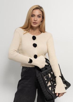 Женский укороченный кардиган с рукавами клеш