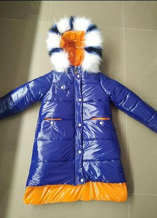 Куртка на дівчинку