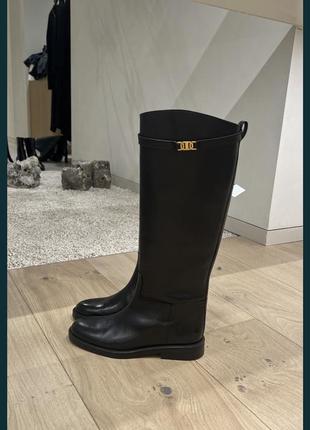 Чоботи massimo dutti