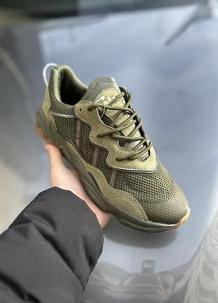 Кросівки adidas хакі