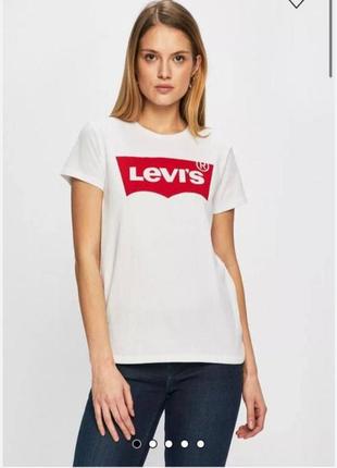 Футболка levis