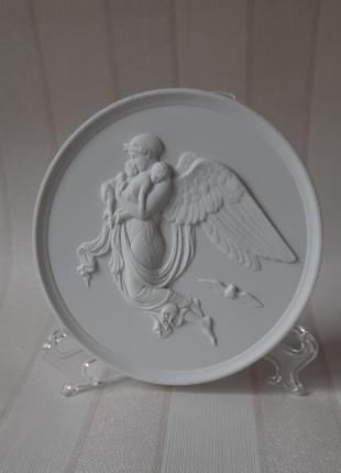 Антикварный копенгагенский фарфоровый бисквитный медальон