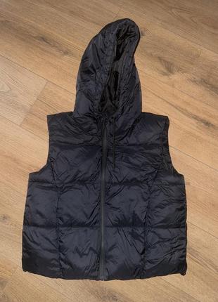 Женская жилетка