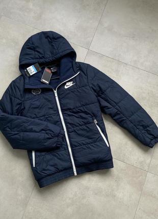 Куртка от nike