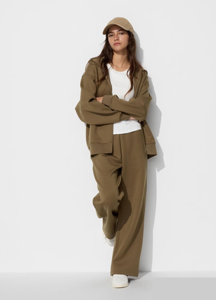 Костюм uniqlo (471616)