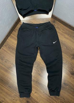 Спортивные штаны nike