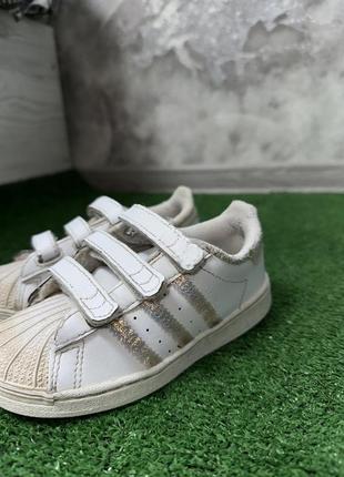 Кросівки adidas original на дівчинку