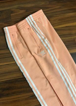 Adidas штани оригінал4 фото