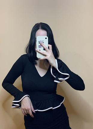 Женская кофта с рюшами с вырезом лонгслив кофта с длинным рукавом с объемным рукавом