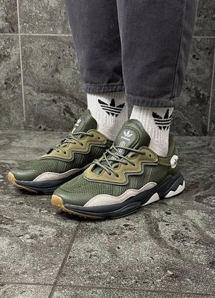 Кроссовки adidas ozweego