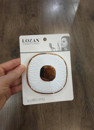 Зеркало увеличительное