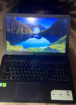 Ноутбук asus