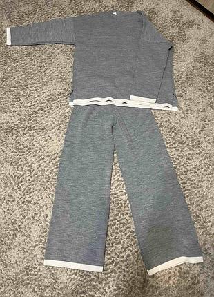 Стильный повседневный костюмчик